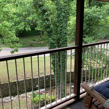 All Seasons Treehouse Village Eureka Springs Extérieur photo