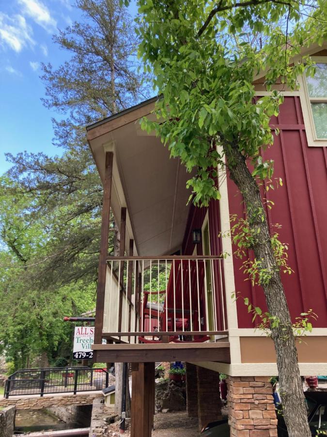 All Seasons Treehouse Village Eureka Springs Extérieur photo