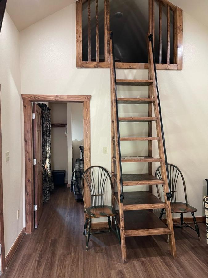 All Seasons Treehouse Village Eureka Springs Extérieur photo